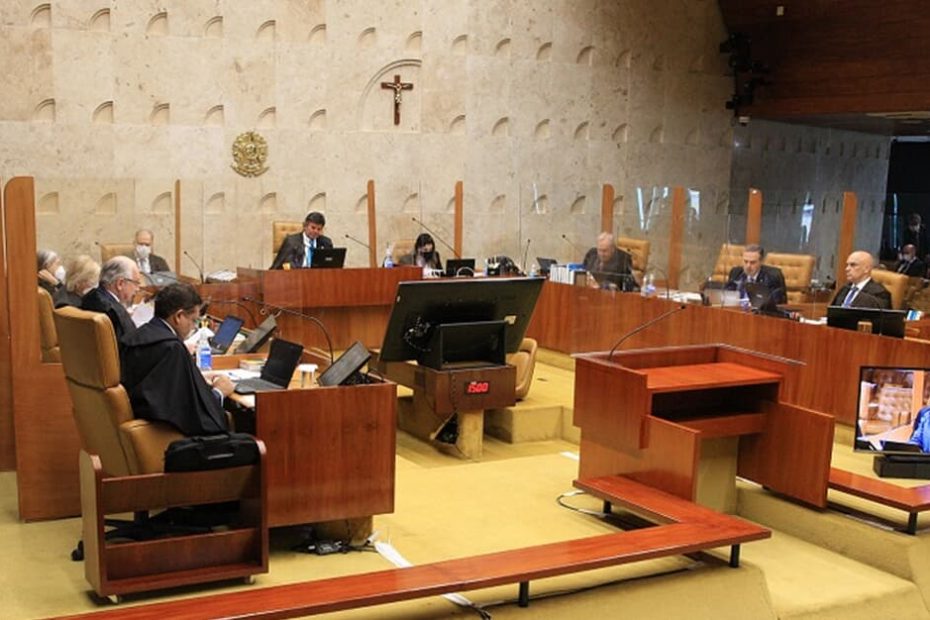 Congresso tem 1 ano para editar