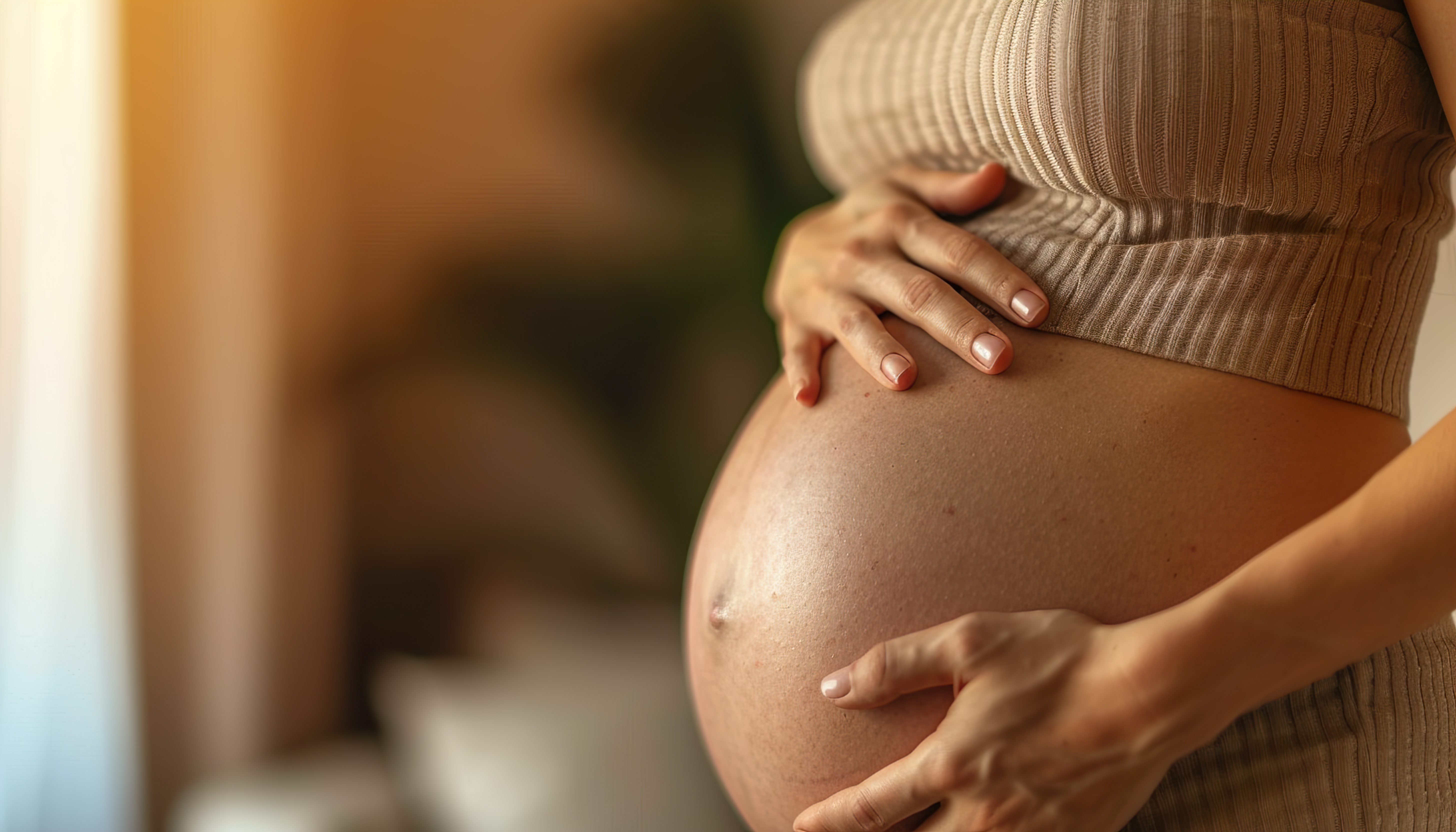 Comissão da Câmara aprova ampliação de rede de apoio para grávidas e mães que estudam